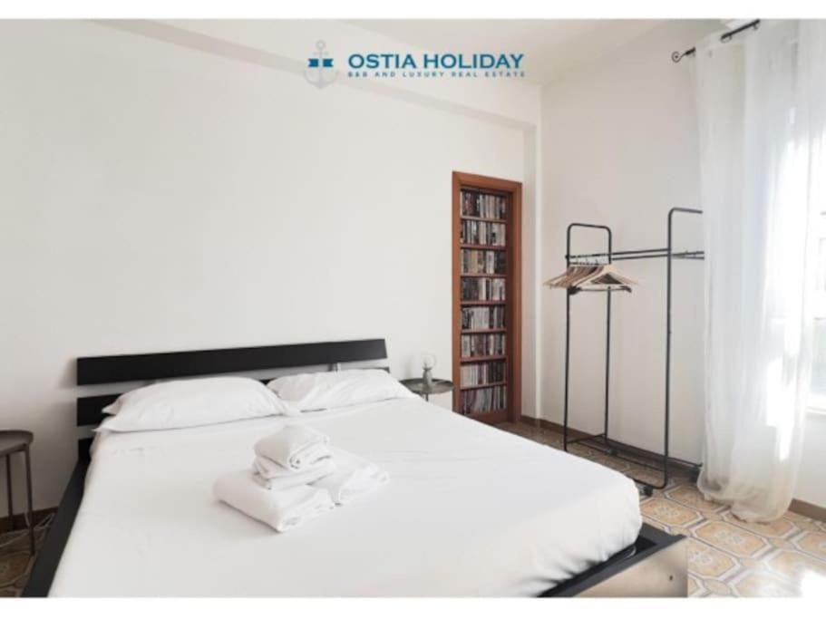 Ostia Holiday La Bonaccia Екстер'єр фото