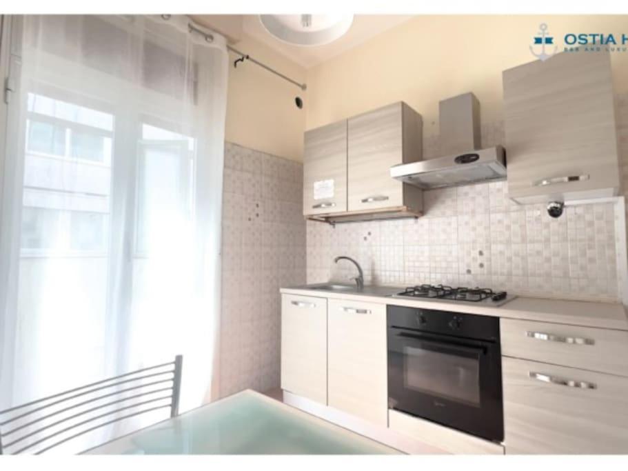 Ostia Holiday La Bonaccia Екстер'єр фото